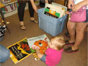 babies & books - worms